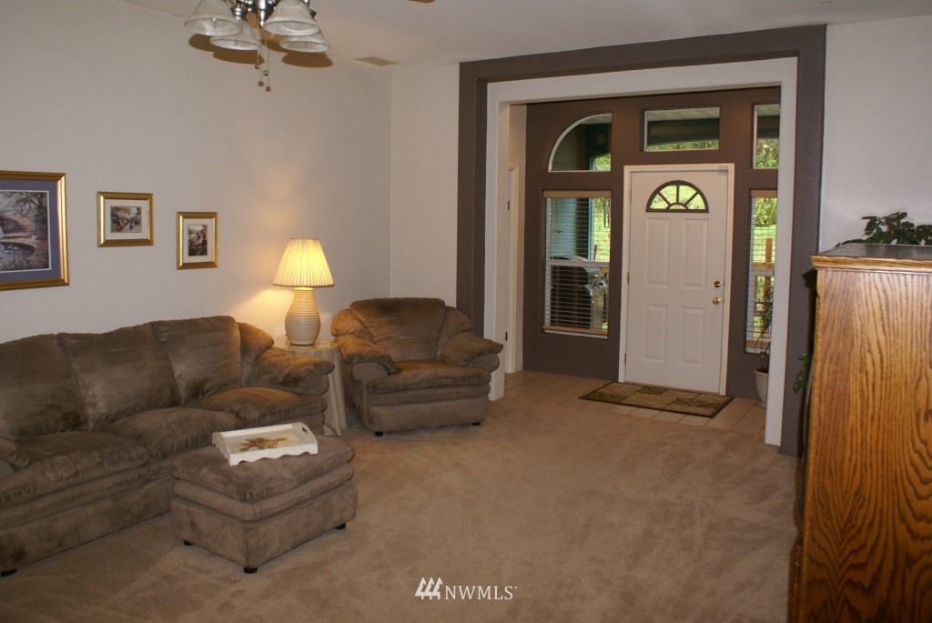 185 Estes Road Castle Rock, WA 98611 - Photo 11 of 23 Gallery Image 11