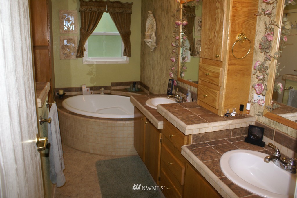 185 Estes Road Castle Rock, WA 98611 - Photo 21 of 23 Gallery Image 21