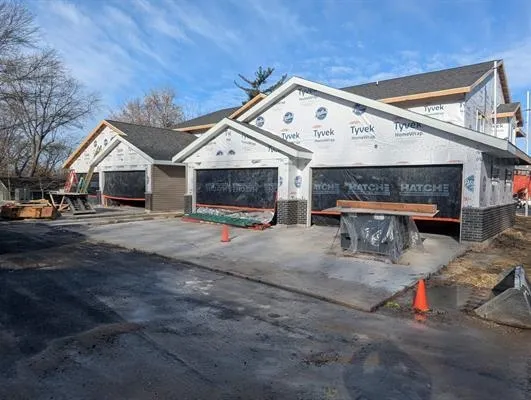 $2,900 | 4719 Burma Road, McFarland, WI 53558