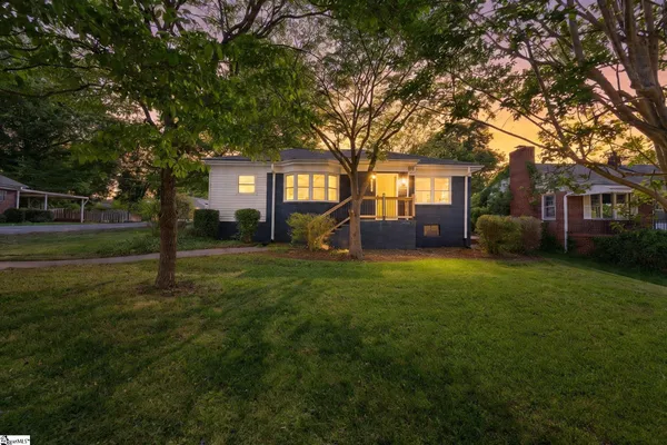 $315,000 | 2501 Poinsett Highway, Greenville, SC 29617