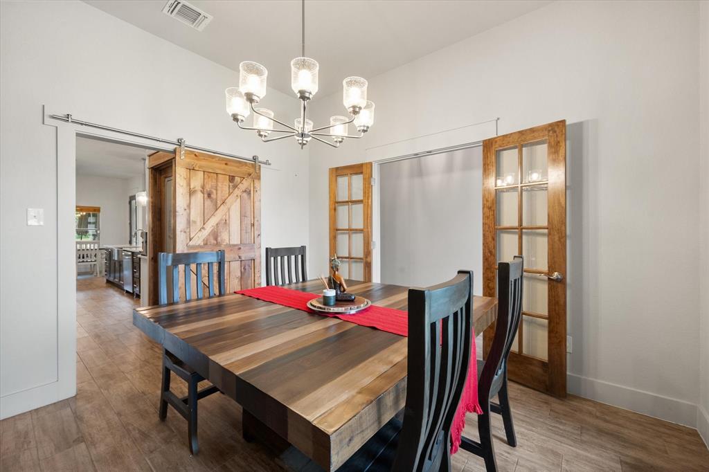 1052 Kessler Road Weatherford, TX 76087 - Photo 6 of 40