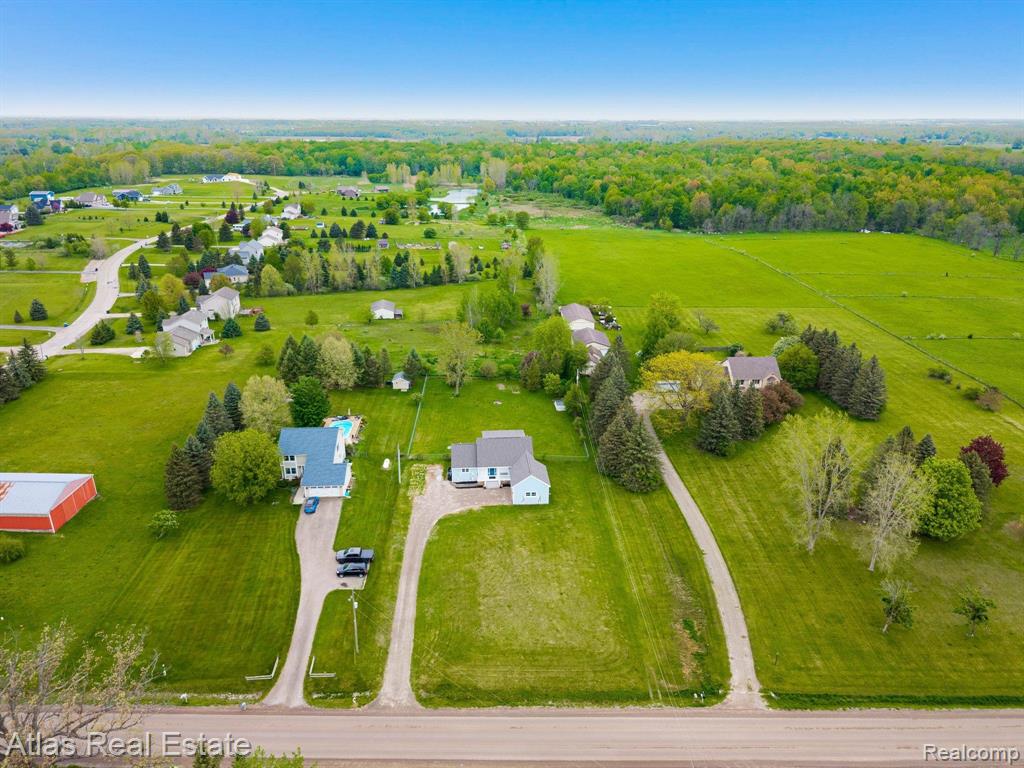 7371 Burpee Road Grand Blanc, MI 48439 - Photo 5 of 48 Gallery Image 5