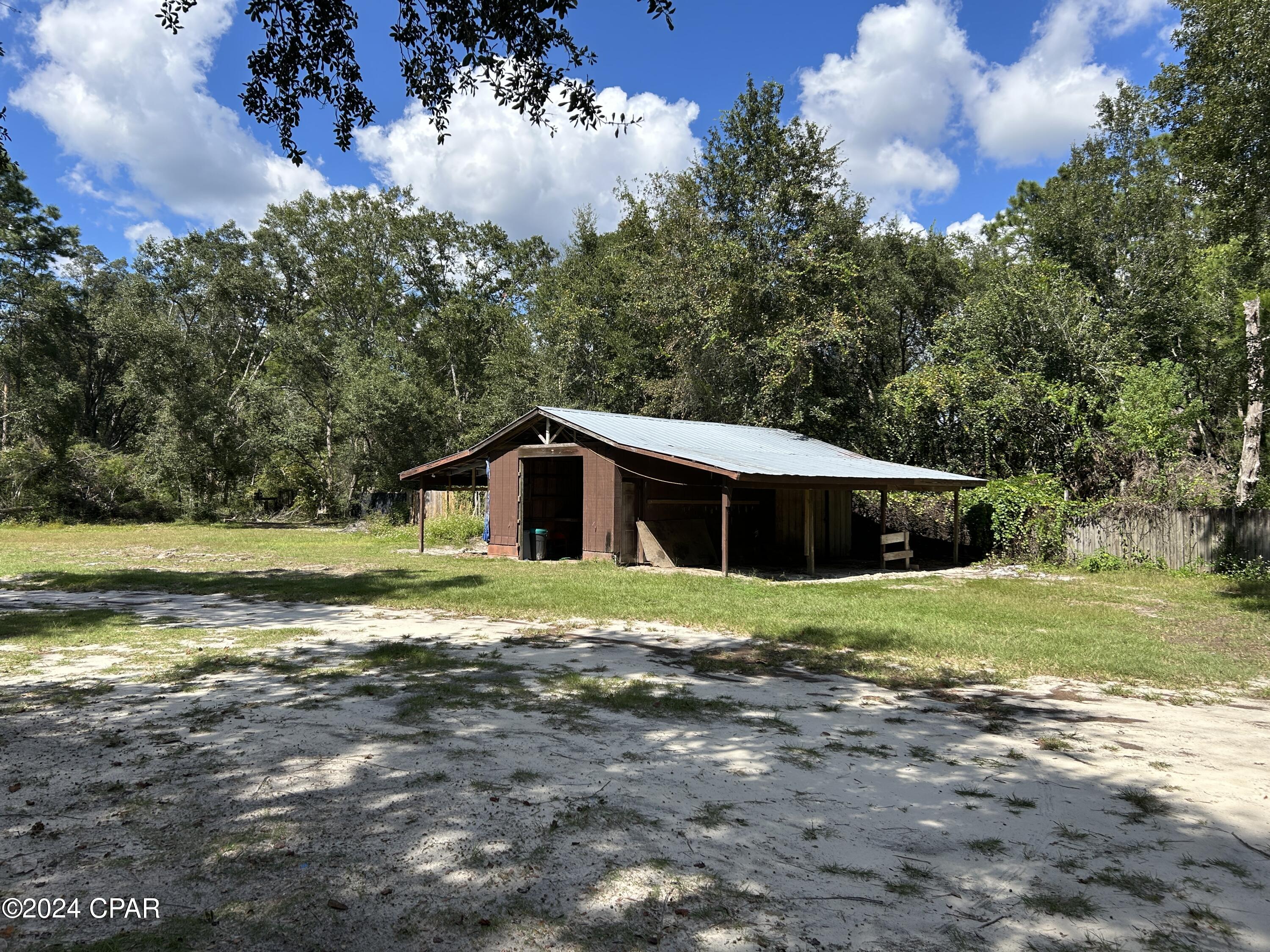 357 Joe Campbell Road Freeport, FL 32439 - Photo 14 of 18