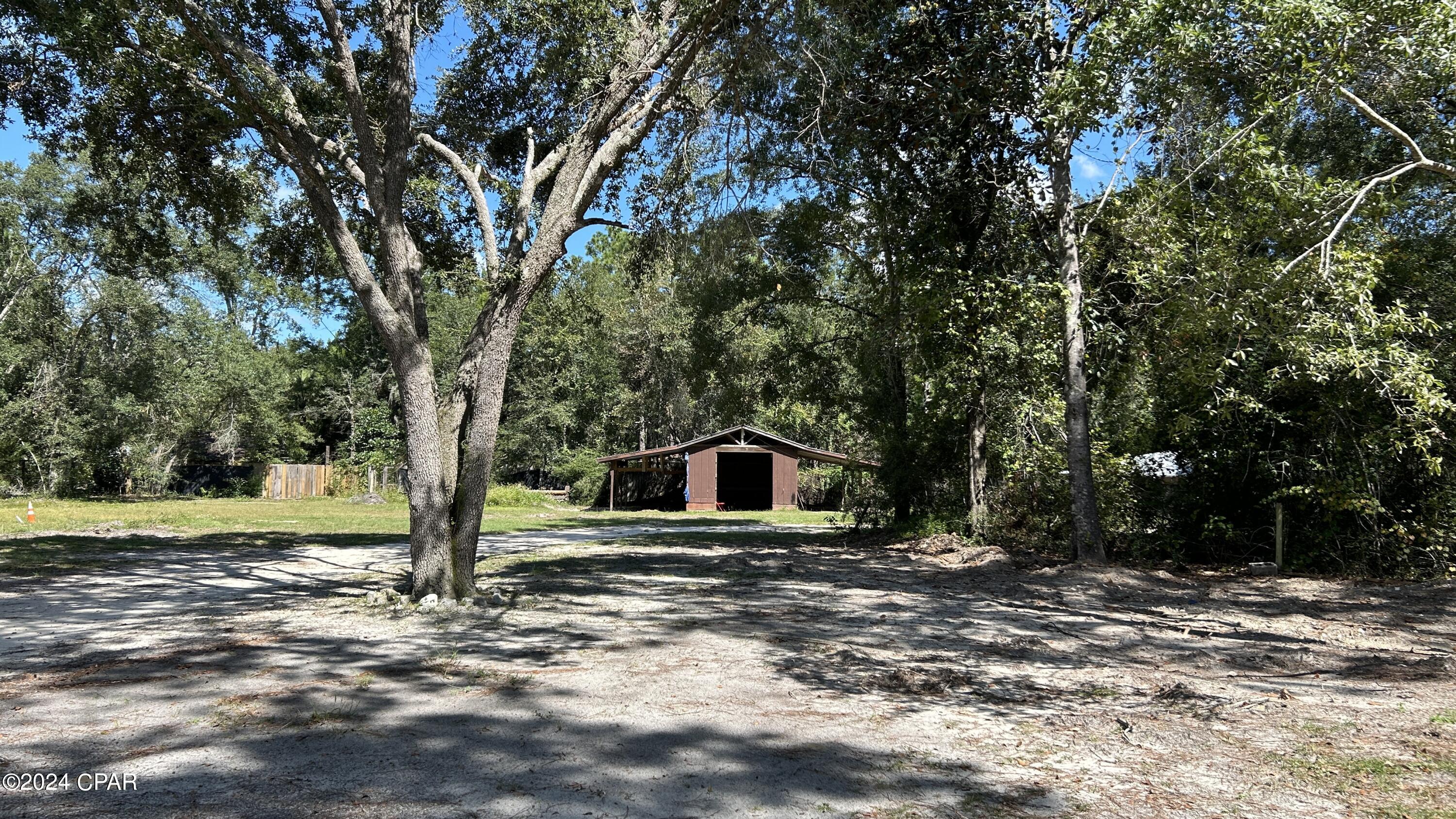 357 Joe Campbell Road Freeport, FL 32439 - Photo 15 of 18