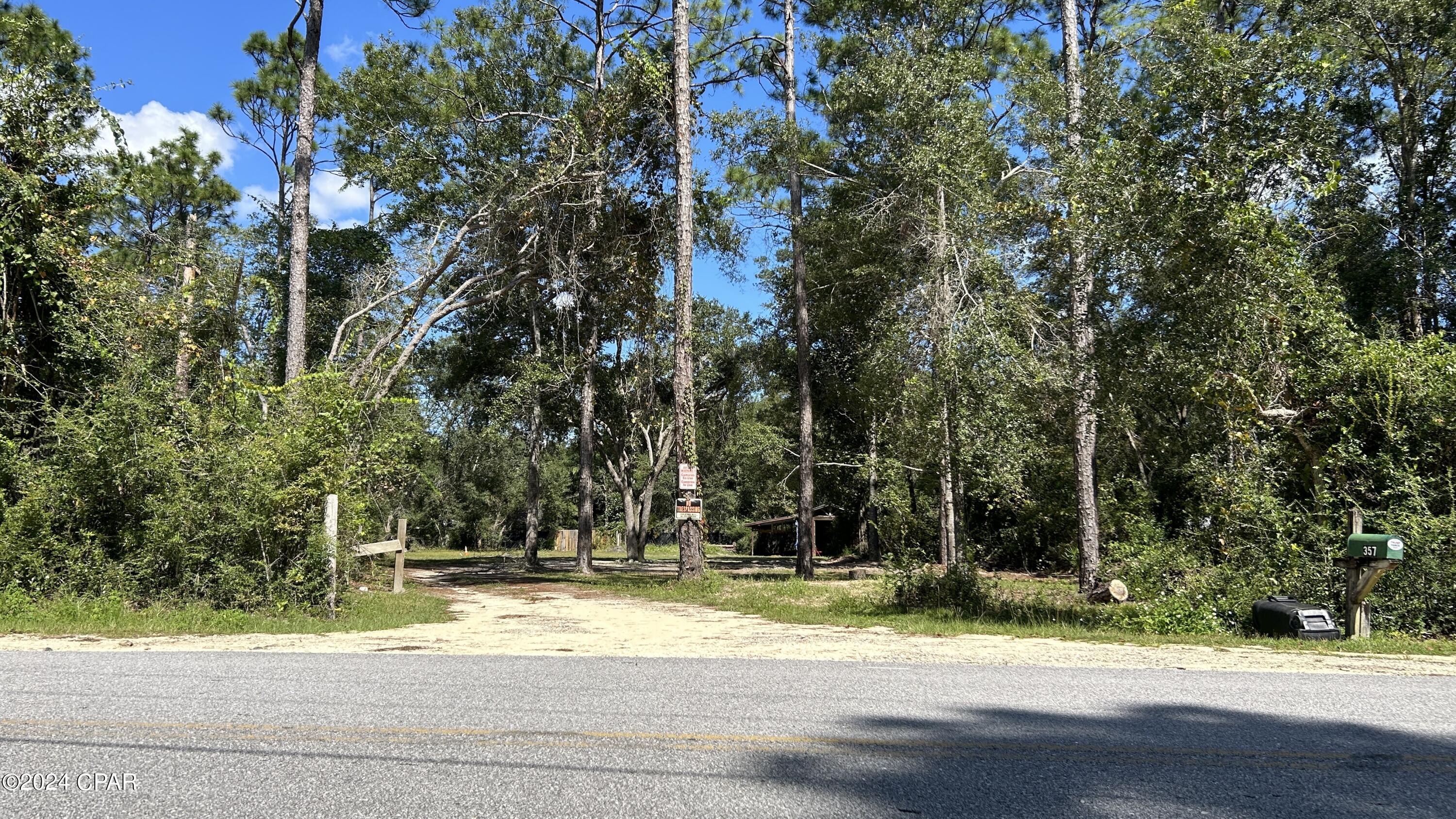 357 Joe Campbell Road Freeport, FL 32439 - Photo 4 of 18