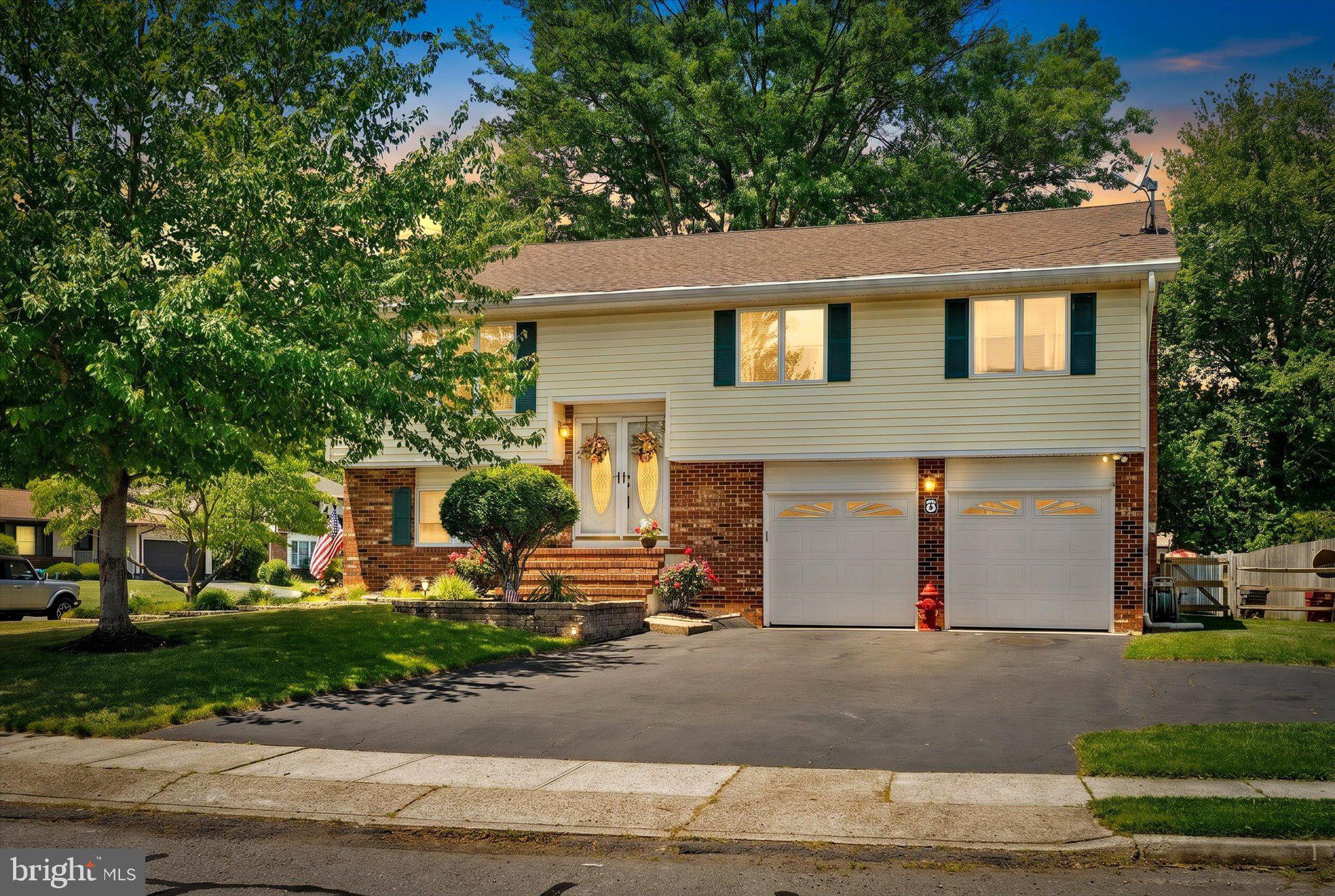 8 Quaint Lane Hamilton, NJ 08690 - Photo 1 of 34