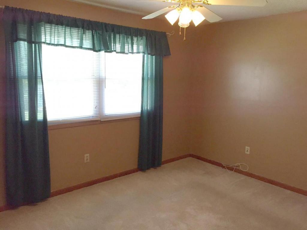 16130 Baytree Road Bristol, VA 24202 - Photo 10 of 14 Photo 10