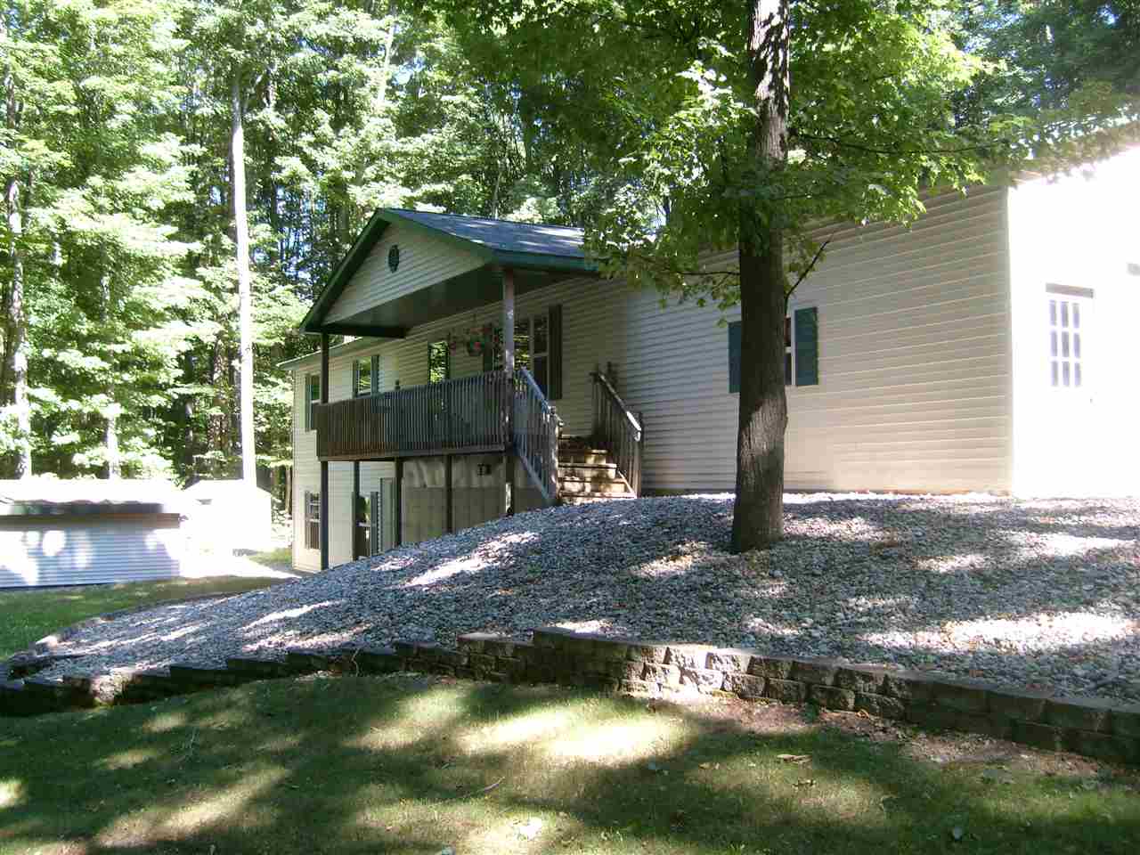 3674 Hall Road South Boardman, MI 49680 - Photo 5 of 34 1849518-4.JPG