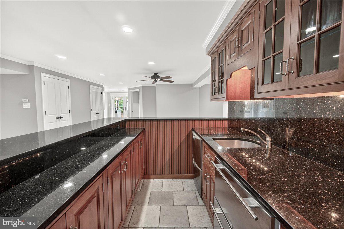 4813 Timber Drive Mount Airy, MD 21771 - Photo 47 of 80 Wet Bar/ Diswasher/ Sink/Subzero Refig.