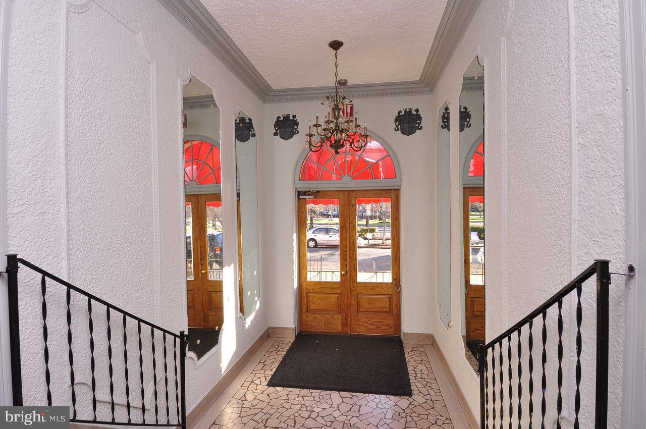 414 Seward Square Southeast, Unit 104 Washington, DC 20003 - Photo 25 of 33