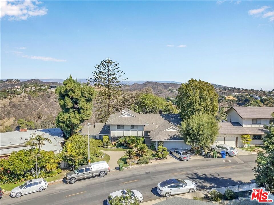 1342 Stradella Road Los Angeles, CA 90077 - Photo 20 of 24 an aerial view of multiple house