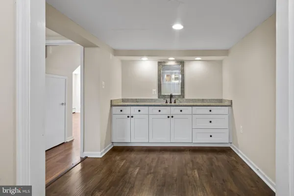 $444,800 | 13312 Maple Leaf Lane, Woodbridge, VA 22191