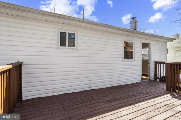 $444,800 | 13312 Maple Leaf Lane, Woodbridge, VA 22191