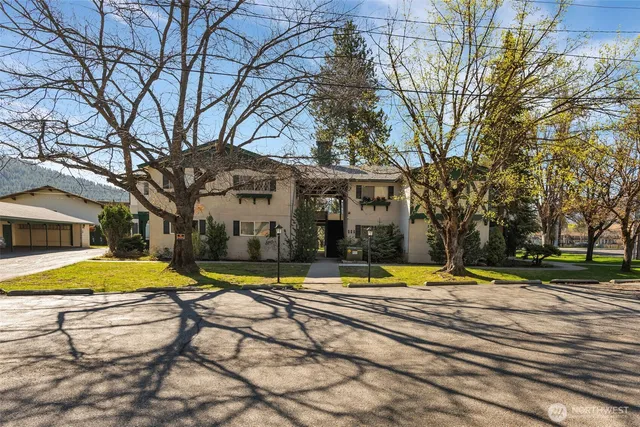 $299,000 | 111 Whitman Street, Unit 1C, Leavenworth, WA 98826