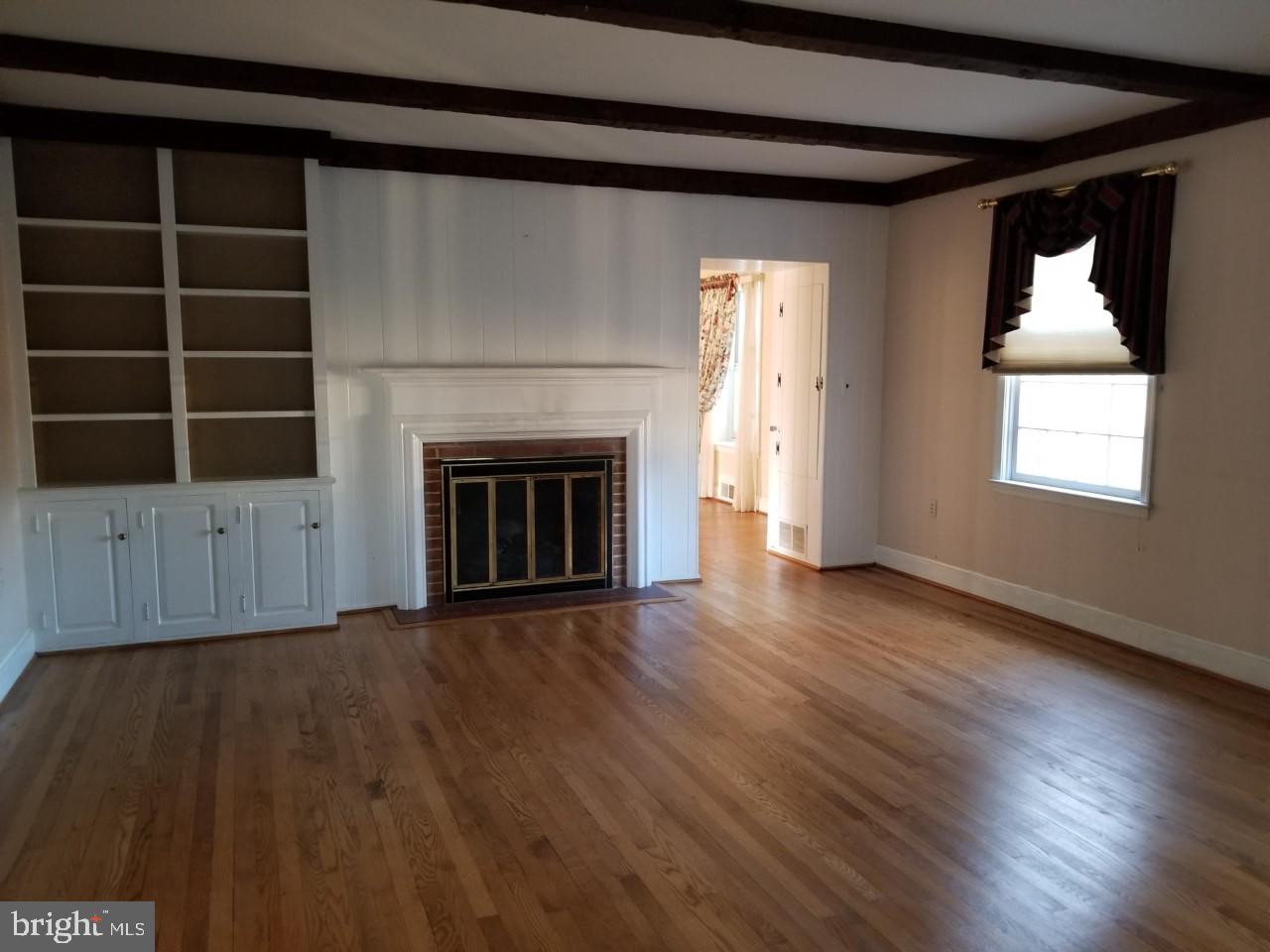 509 Chadwick Road Lutherville-Timonium, MD 21093 - Photo 11 of 23 Family Room - fireplace 2