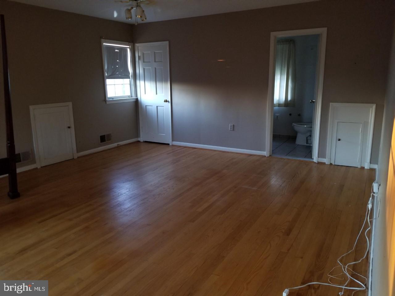 509 Chadwick Road Lutherville-Timonium, MD 21093 - Photo 14 of 23 Primary Bedroom - to Primary Bath