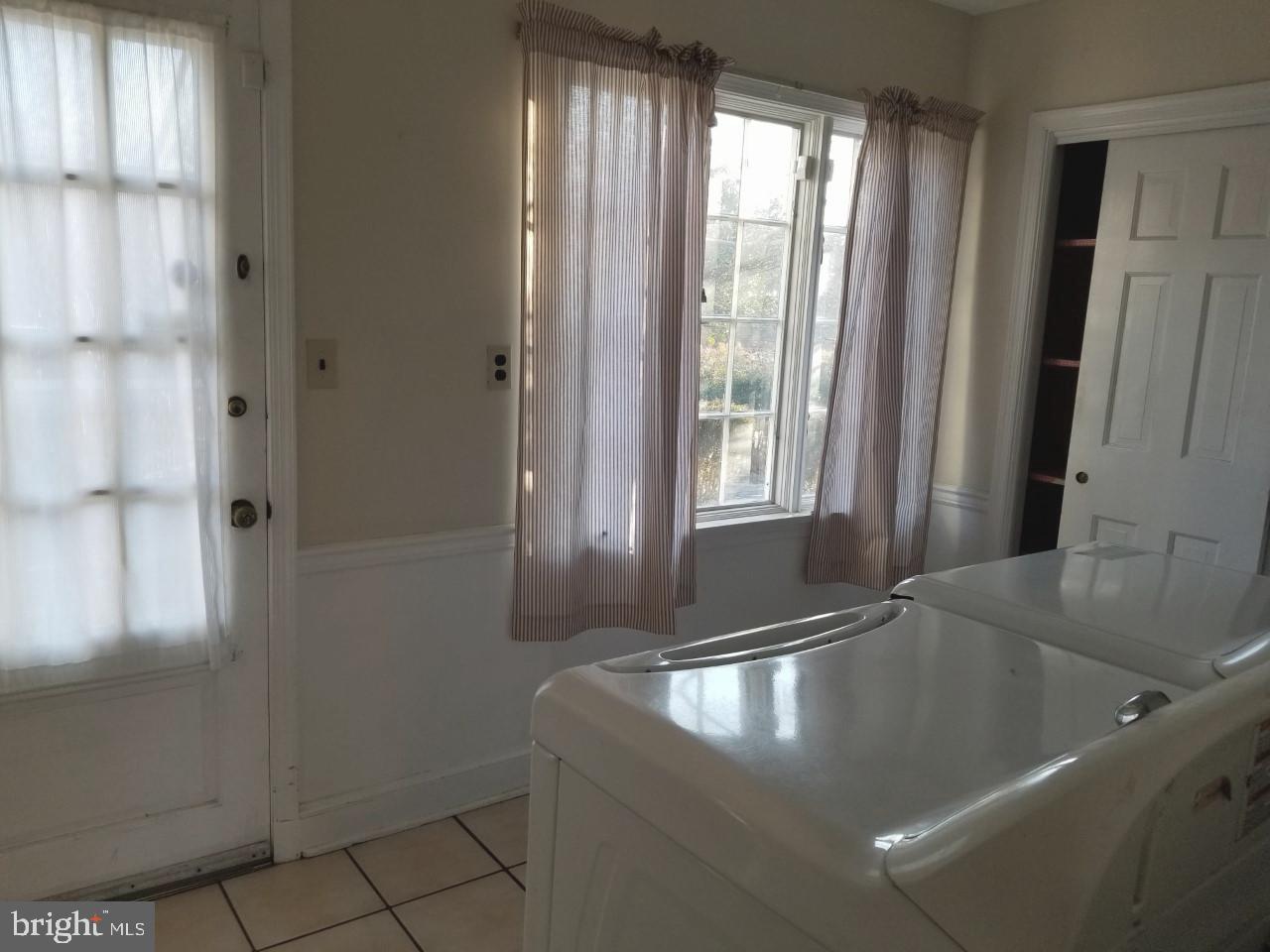 509 Chadwick Road Lutherville-Timonium, MD 21093 - Photo 23 of 23 Main level - laundry