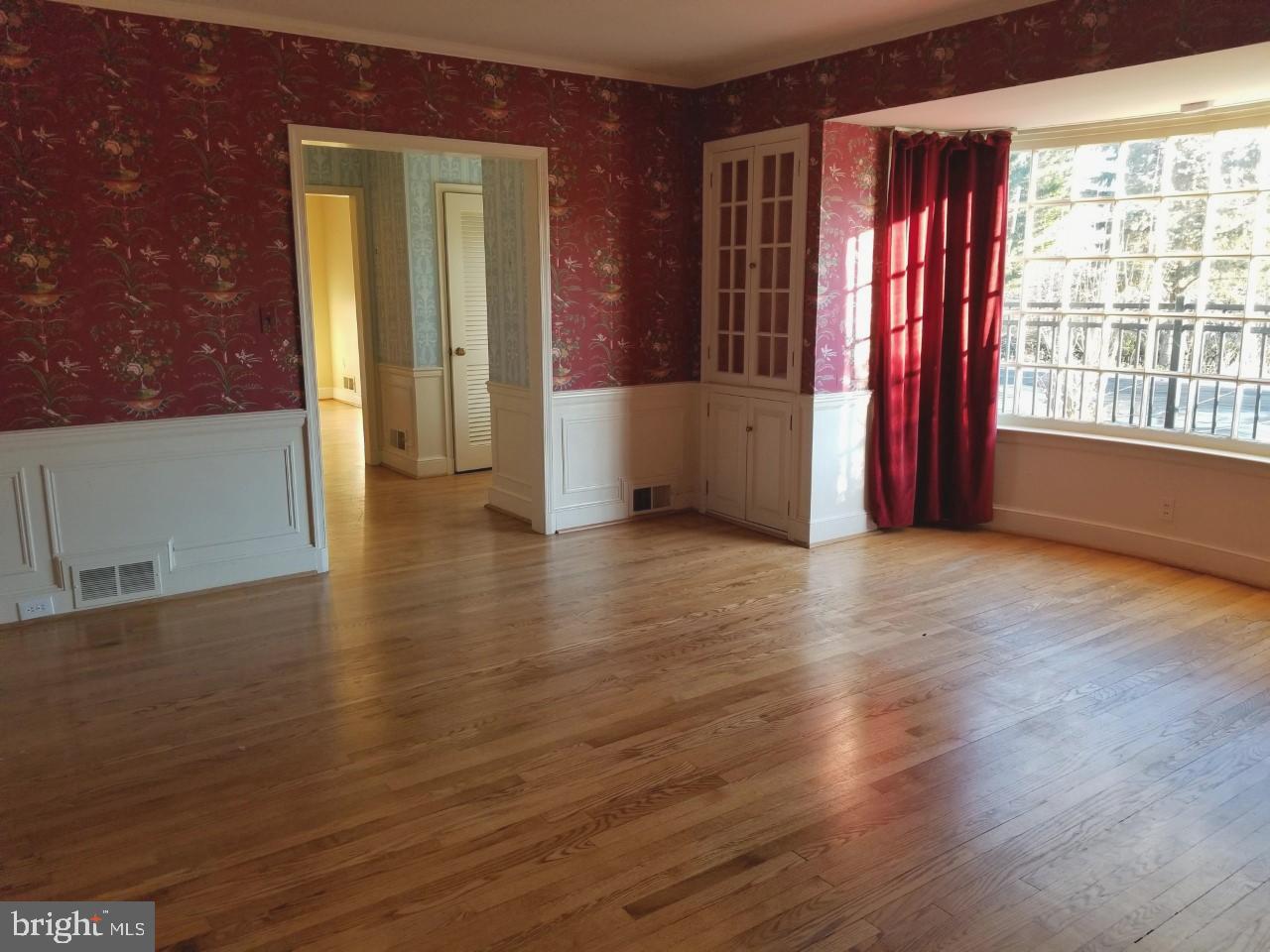 Dining Room - built-ins