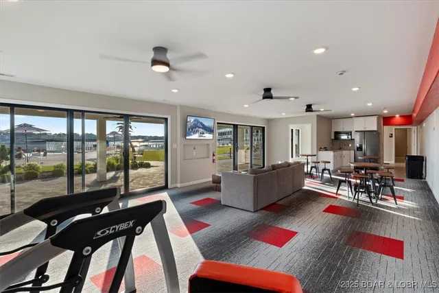 $624,900 | 1065 Topsider Lane, Unit 402, Osage Beach, MO 65065