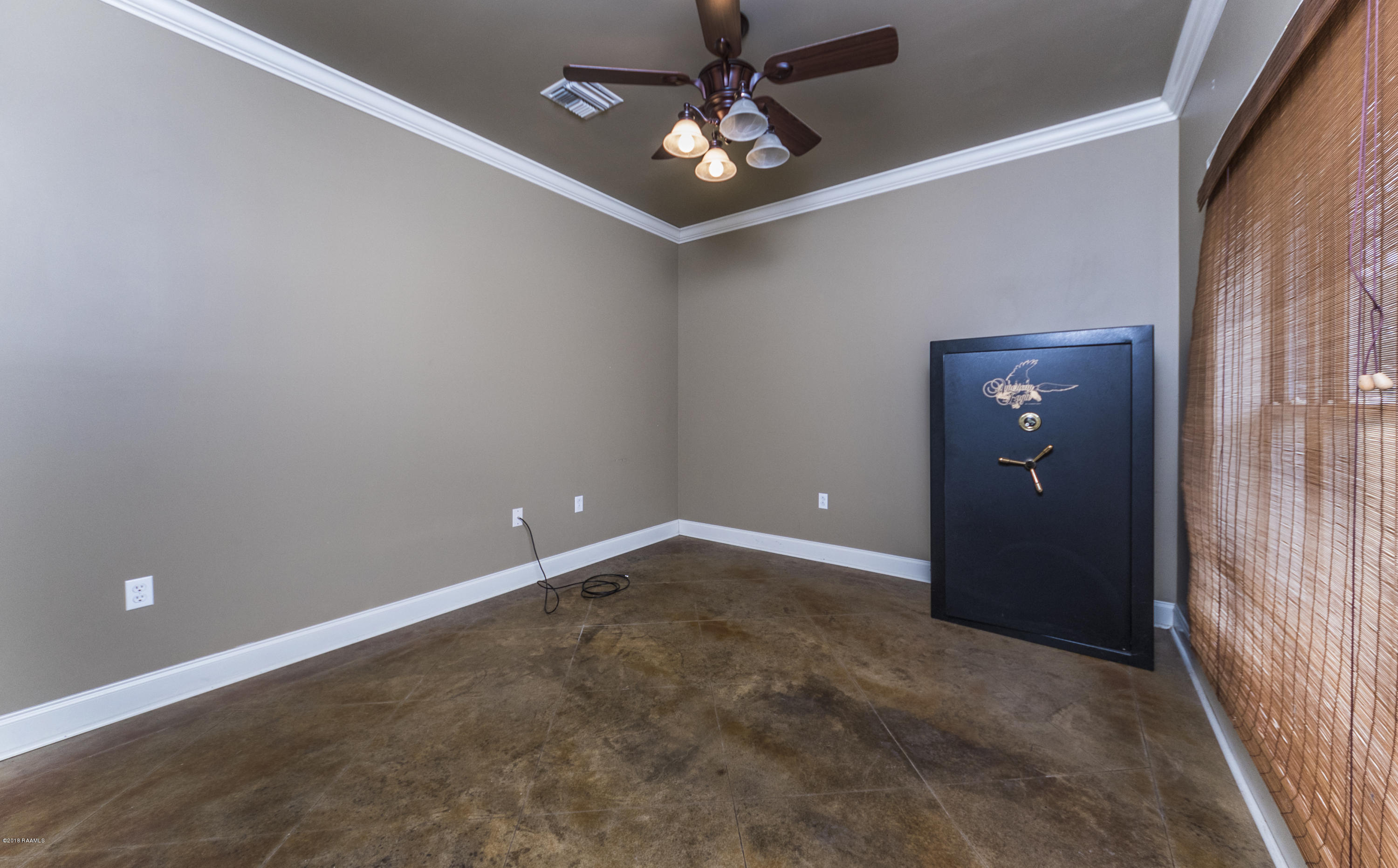 610 Interlude Road New Iberia, LA 70563 - Photo 25 of 33 2nd Bedroom 1
