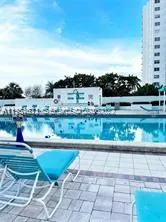 $2,500 | Sea Air Towers, Hollywood, FL 33019