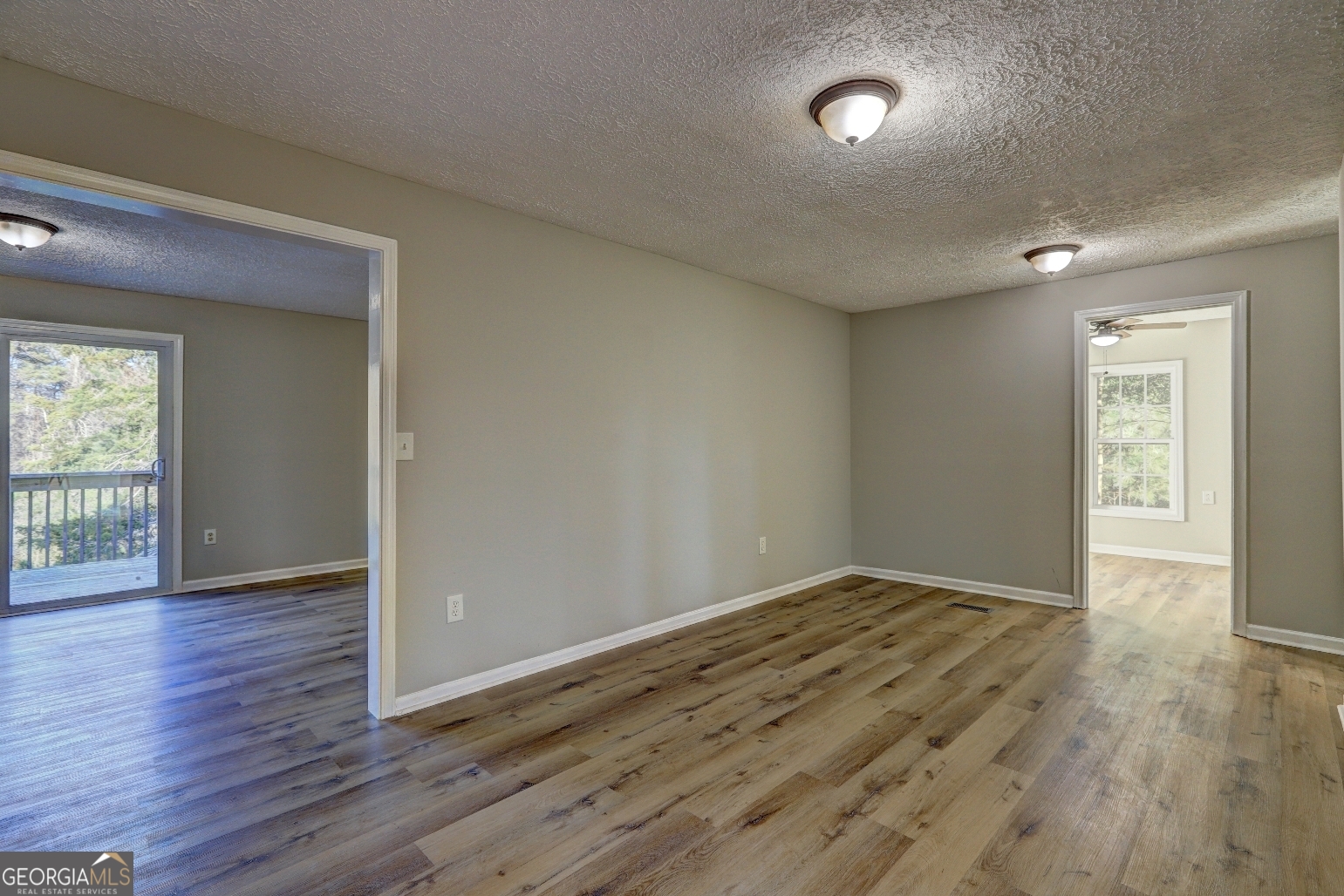 201 Dundee Lake Road Griffin, GA 30223 - Photo 16 of 41