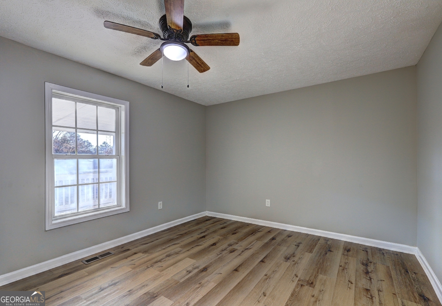 201 Dundee Lake Road Griffin, GA 30223 - Photo 36 of 41