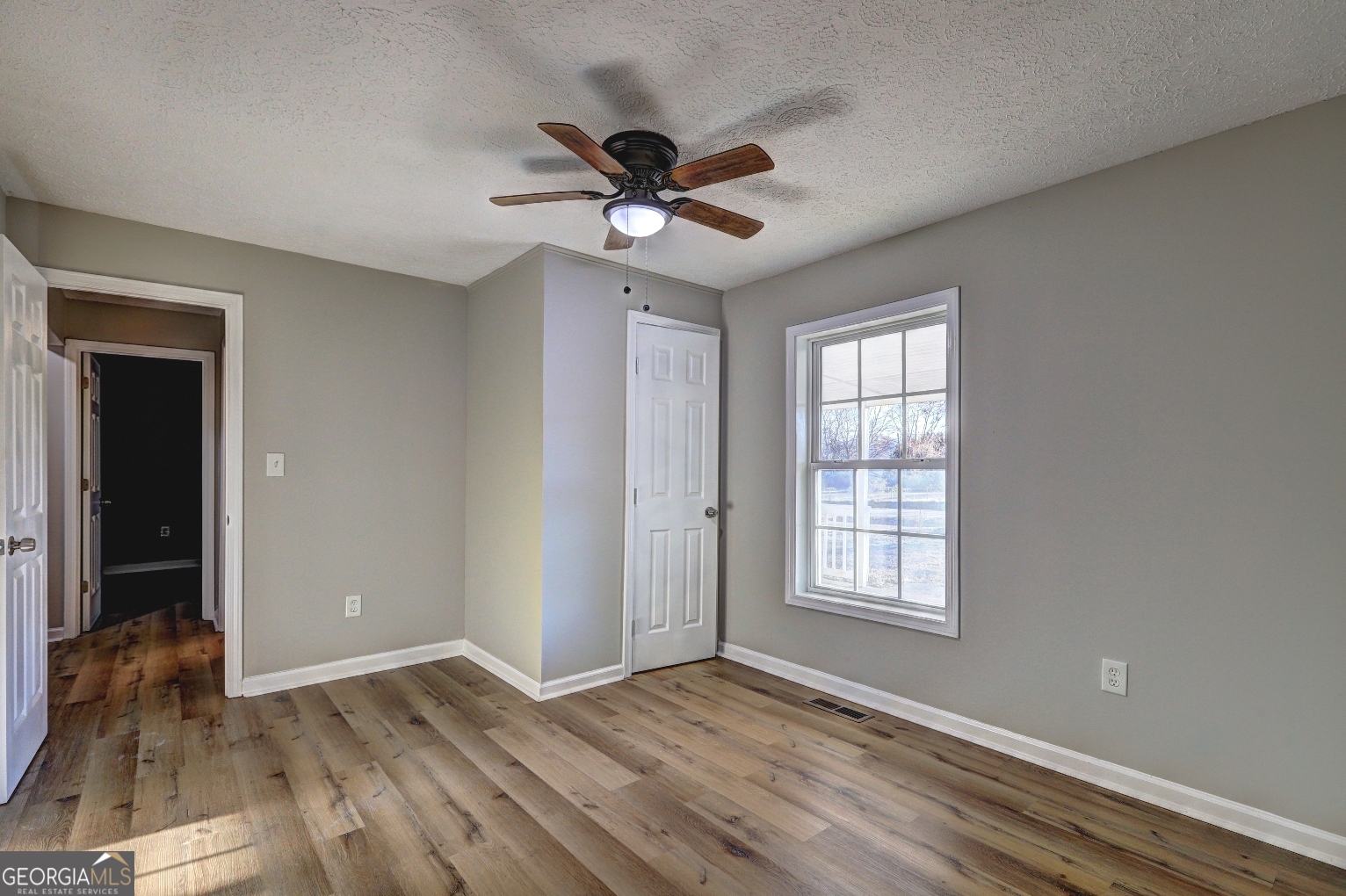 201 Dundee Lake Road Griffin, GA 30223 - Photo 37 of 41