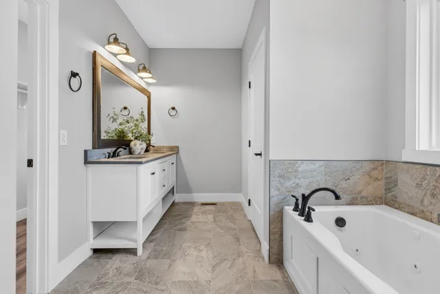 $585,900 | 630 Bridle Path Lane, Hartsville, TN 37074