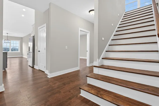 $585,900 | 630 Bridle Path Lane, Hartsville, TN 37074