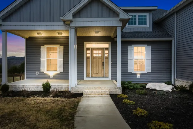 $585,900 | 630 Bridle Path Lane, Hartsville, TN 37074