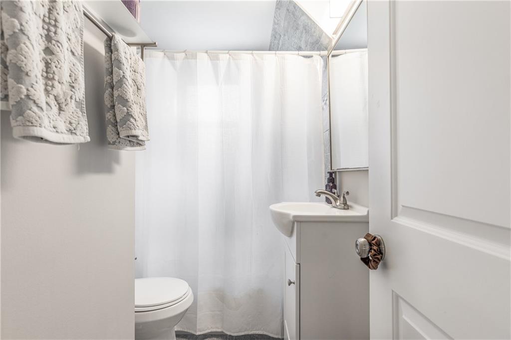 56 Coraopolis Road Coraopolis, PA 15108 - Photo 15 of 25 Gallery Image 15