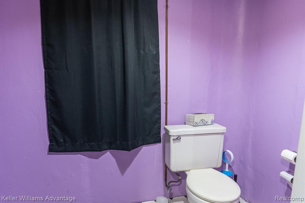 31525 Kelly Road Fraser, MI 48026 - Photo 24 of 29