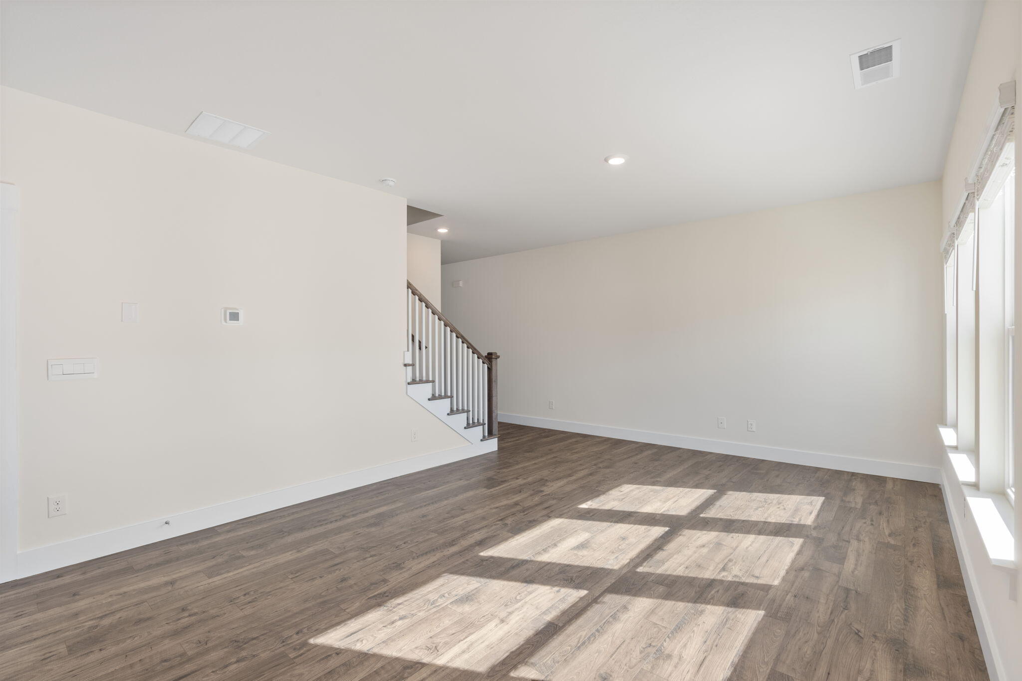 7559 Bendire Loop Hixson, TN 37343 - Photo 5 of 32 98-web-or-mls-DR HORTON 163-7