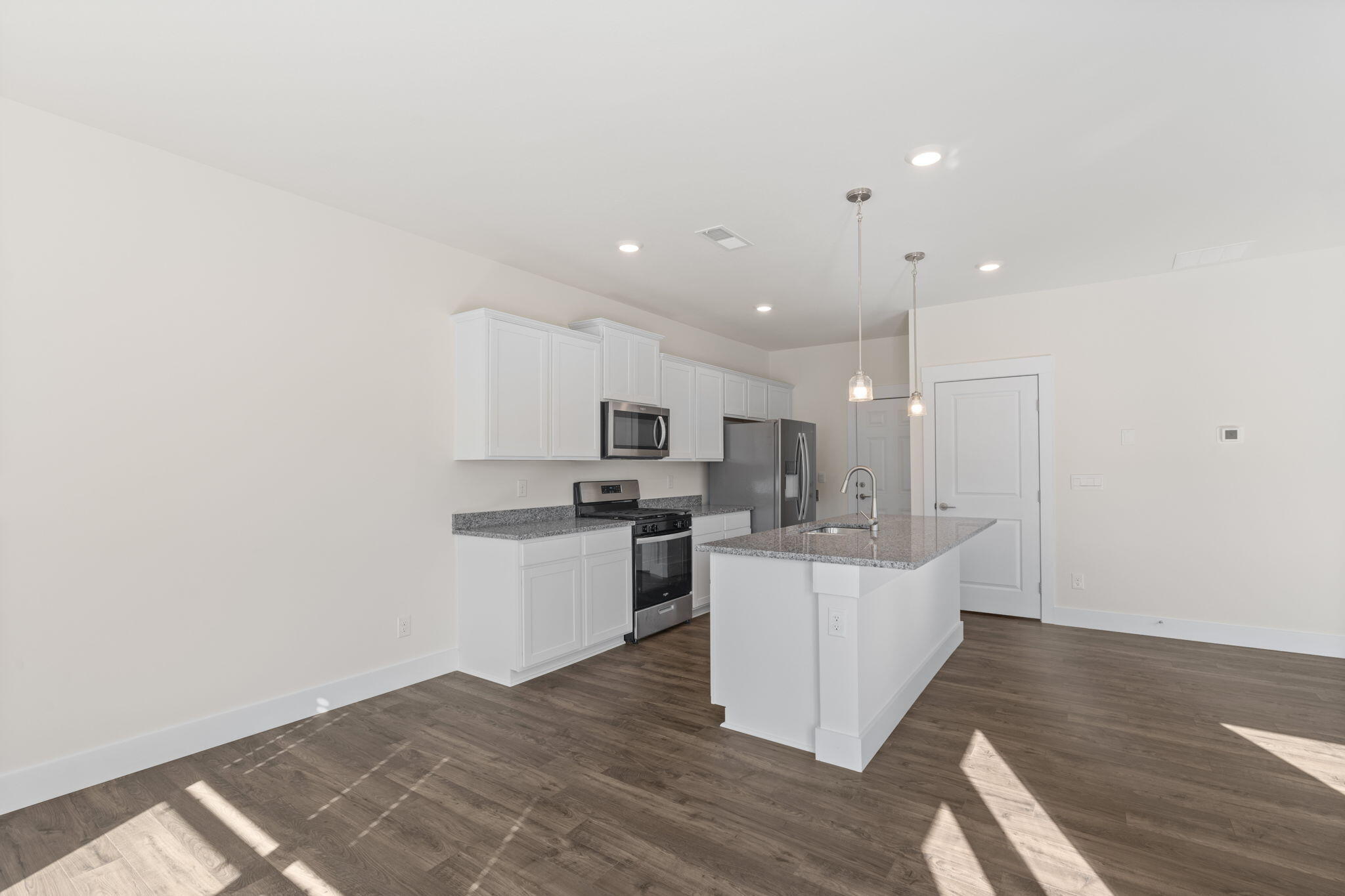 7559 Bendire Loop Hixson, TN 37343 - Photo 6 of 32 99-web-or-mls-DR HORTON 163-8