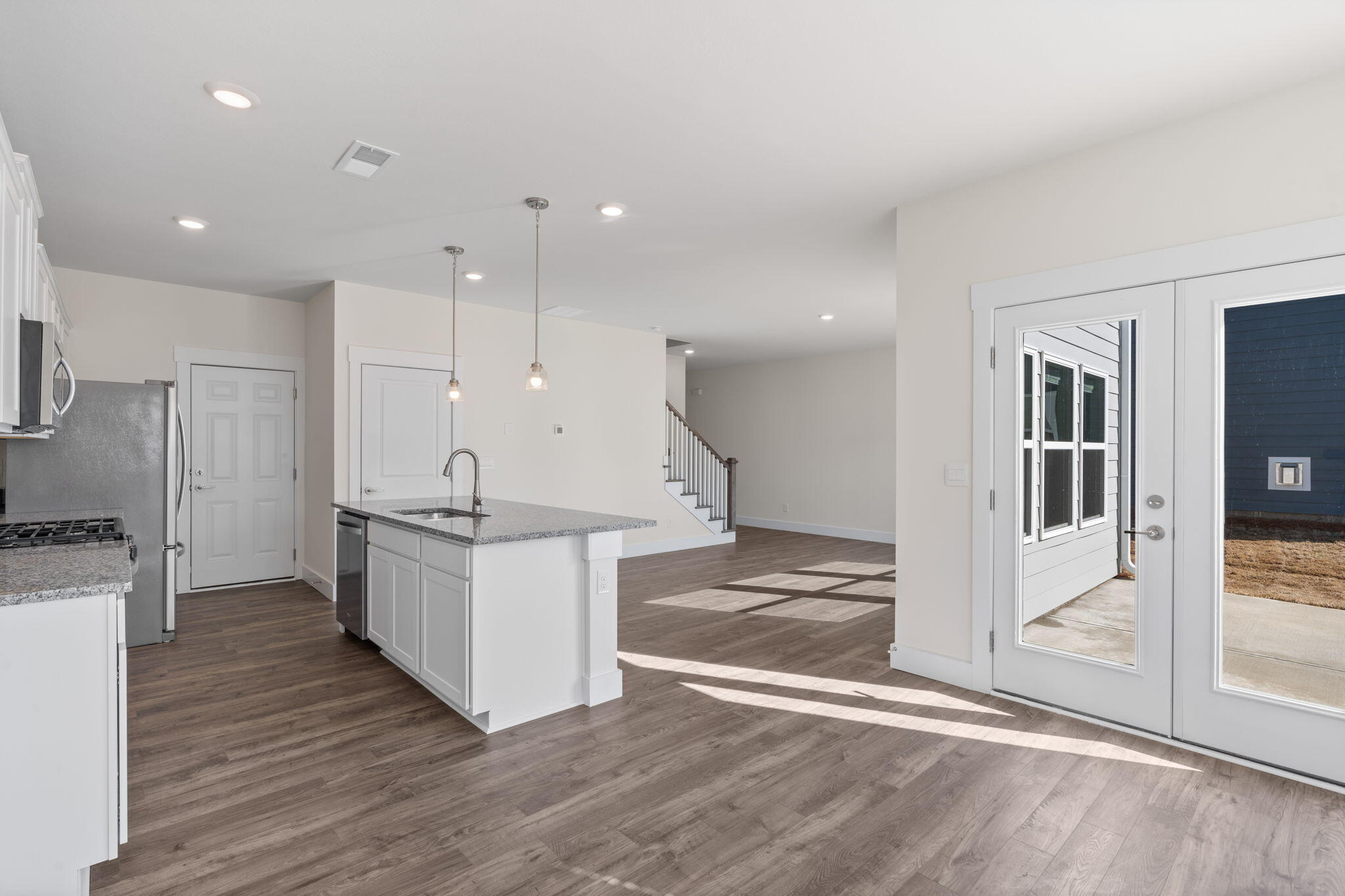 7559 Bendire Loop Hixson, TN 37343 - Photo 9 of 32 102-web-or-mls-DR HORTON 163-11