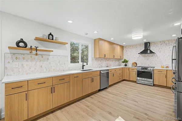 $1,369,000 | 29036 Clover Lane, Evergreen, CO 80439