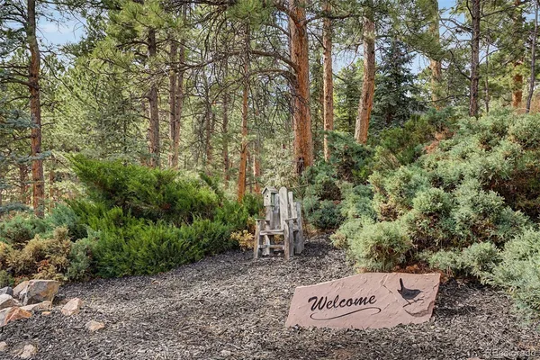 $1,369,000 | 29036 Clover Lane, Evergreen, CO 80439
