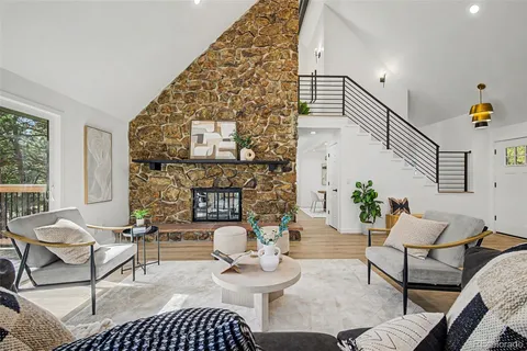 $1,349,000 | 29036 Clover Lane, Evergreen, CO 80439