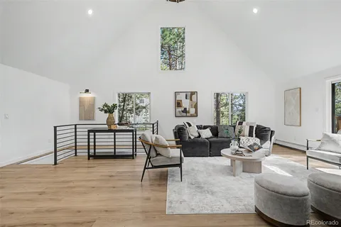 $1,349,000 | 29036 Clover Lane, Evergreen, CO 80439