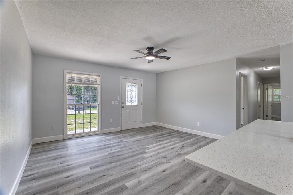 102 Amigos Road DeBary, FL 32713 - Photo 8 of 45