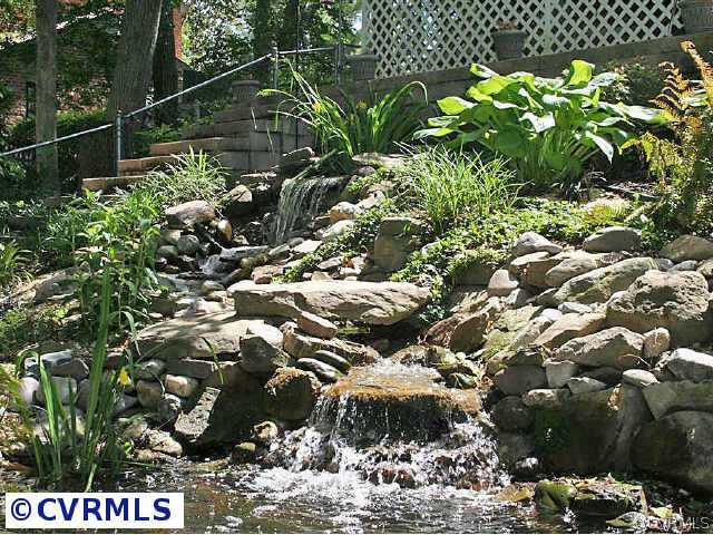 7158 Barkbridge Road Chesterfield, VA 23832 - Photo 10 of 10 a picture of flowers