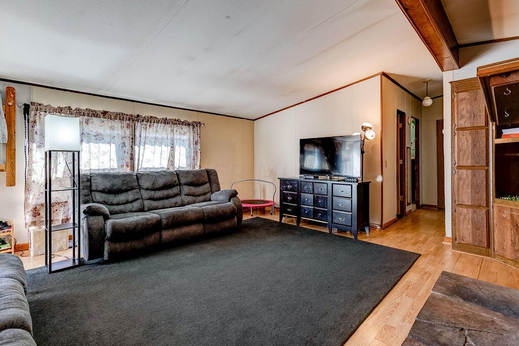 3801 Dill Road Centerburg, OH 43011 - Photo 11 of 21 1-12