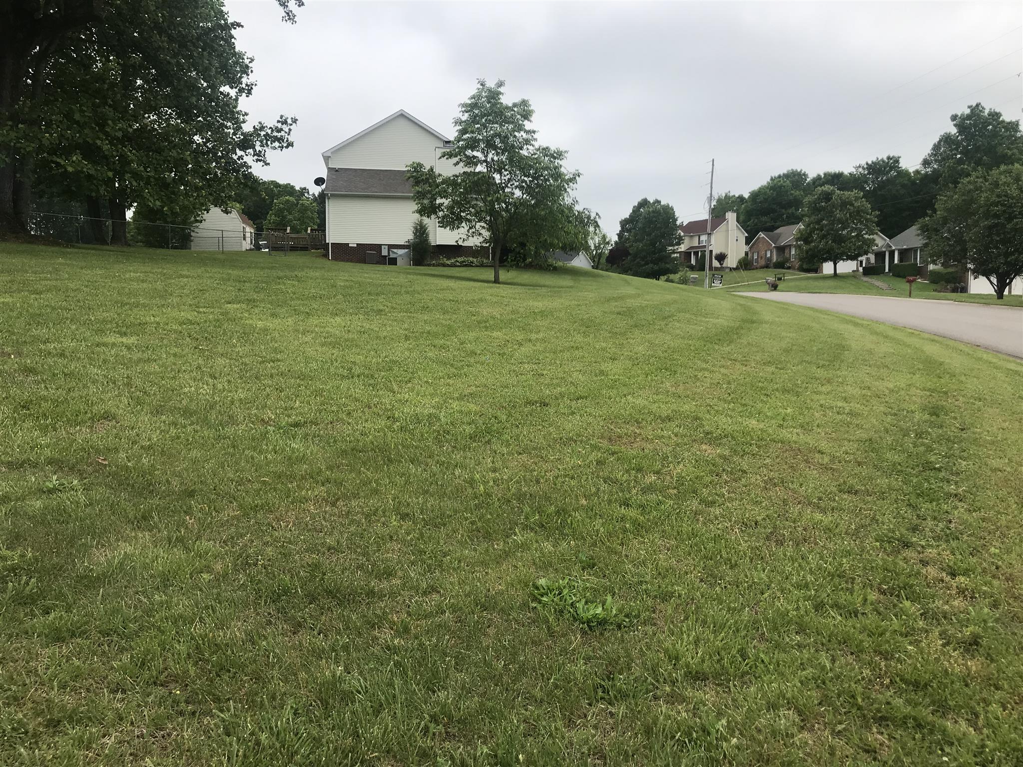 1037 Heatherwood Road Pleasant View, TN 37146 - Photo 14 of 28 Gallery Image 14