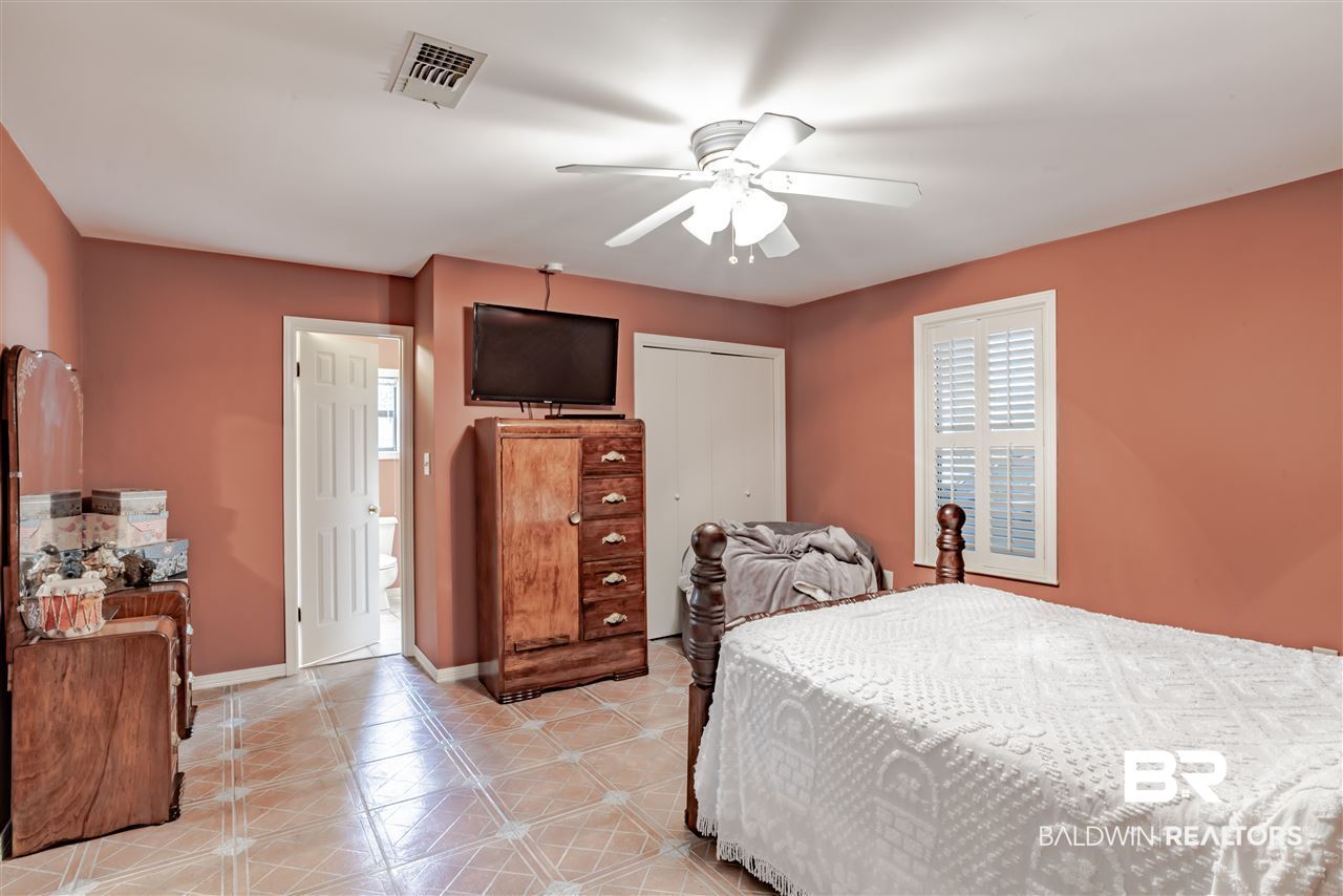 9102 Coronada Road Elberta, AL 36530 - Photo 6 of 39