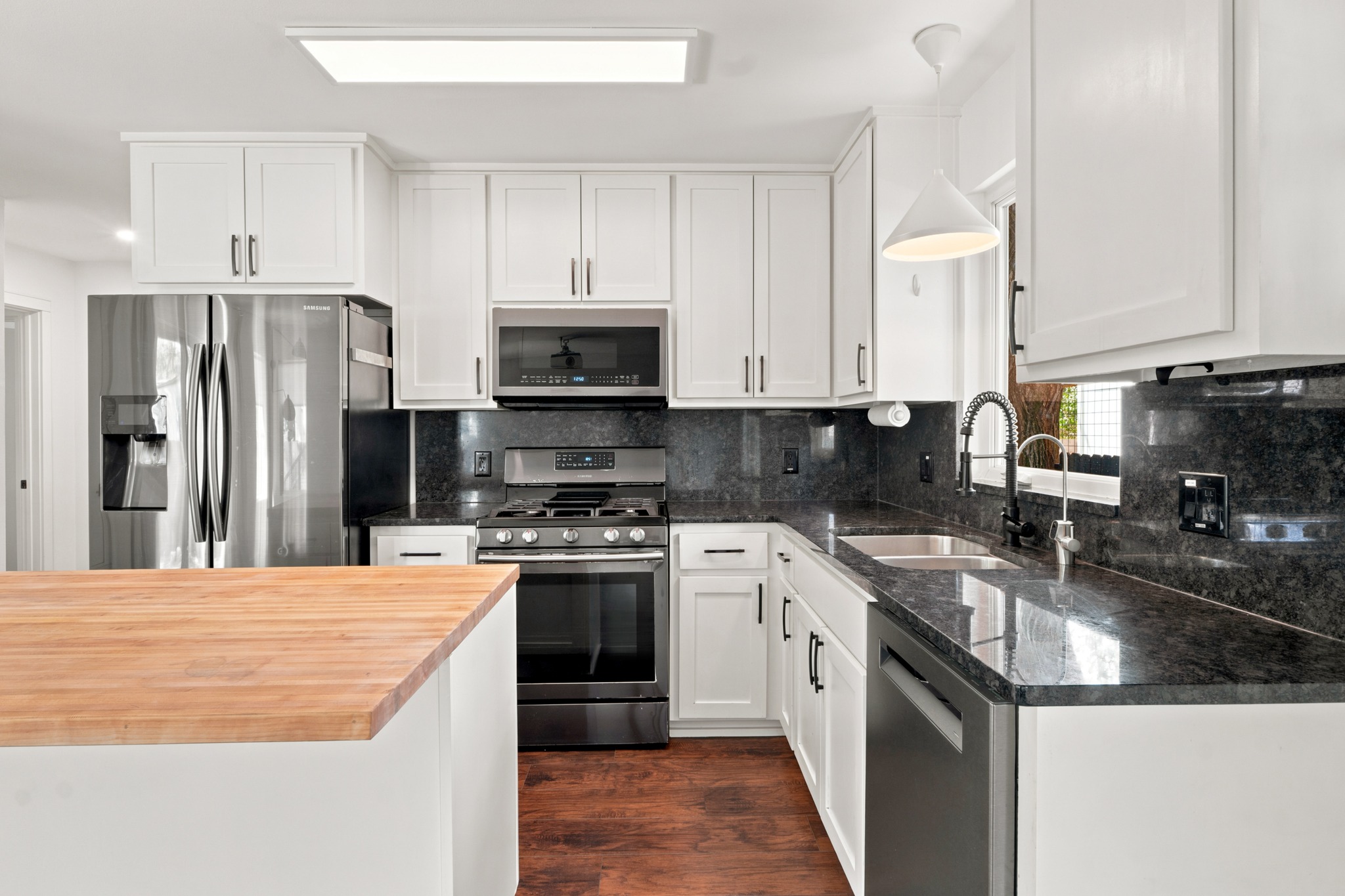 5307 Prock Lane, Unit 2 Austin, TX 78721 - Photo 8 of 27 Gallery Image 8
