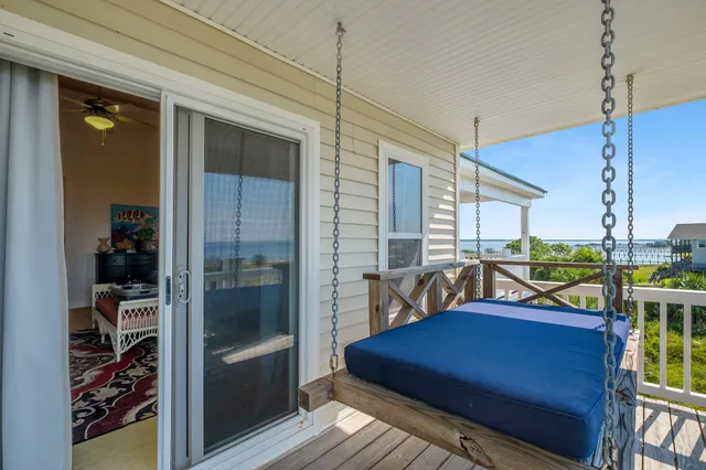 $665,000 | 1648 Alligator Drive, Unit 327, Alligator Point, FL 32346