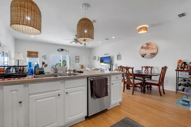 $665,000 | 1648 Alligator Drive, Unit 327, Alligator Point, FL 32346