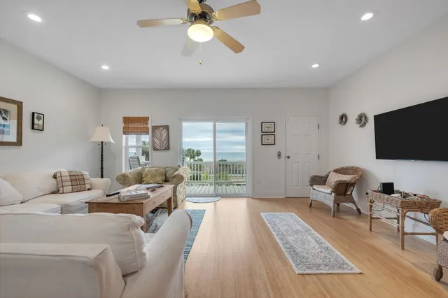 $665,000 | 1648 Alligator Drive, Unit 327, Alligator Point, FL 32346