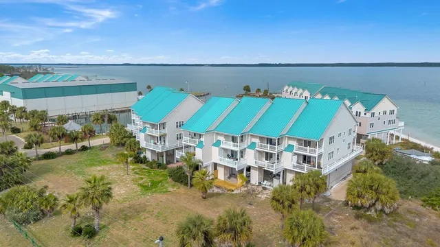 $665,000 | 1648 Alligator Drive, Unit 327, Alligator Point, FL 32346